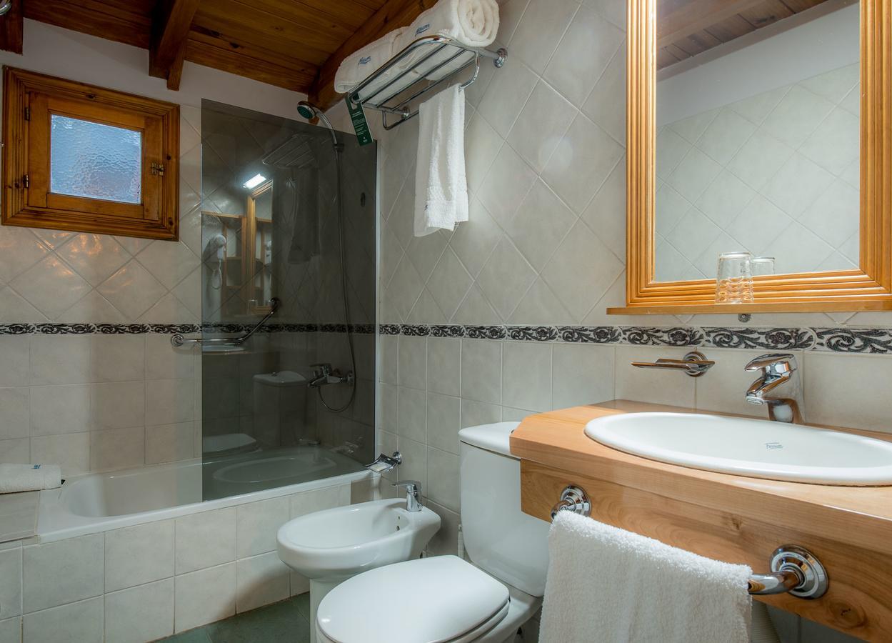 Naum Apartahotel